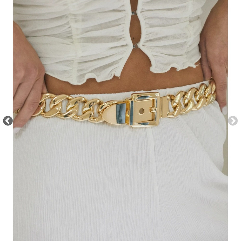 B-Low the Belt Gold Chain Belt NEW WITH TAGS size small